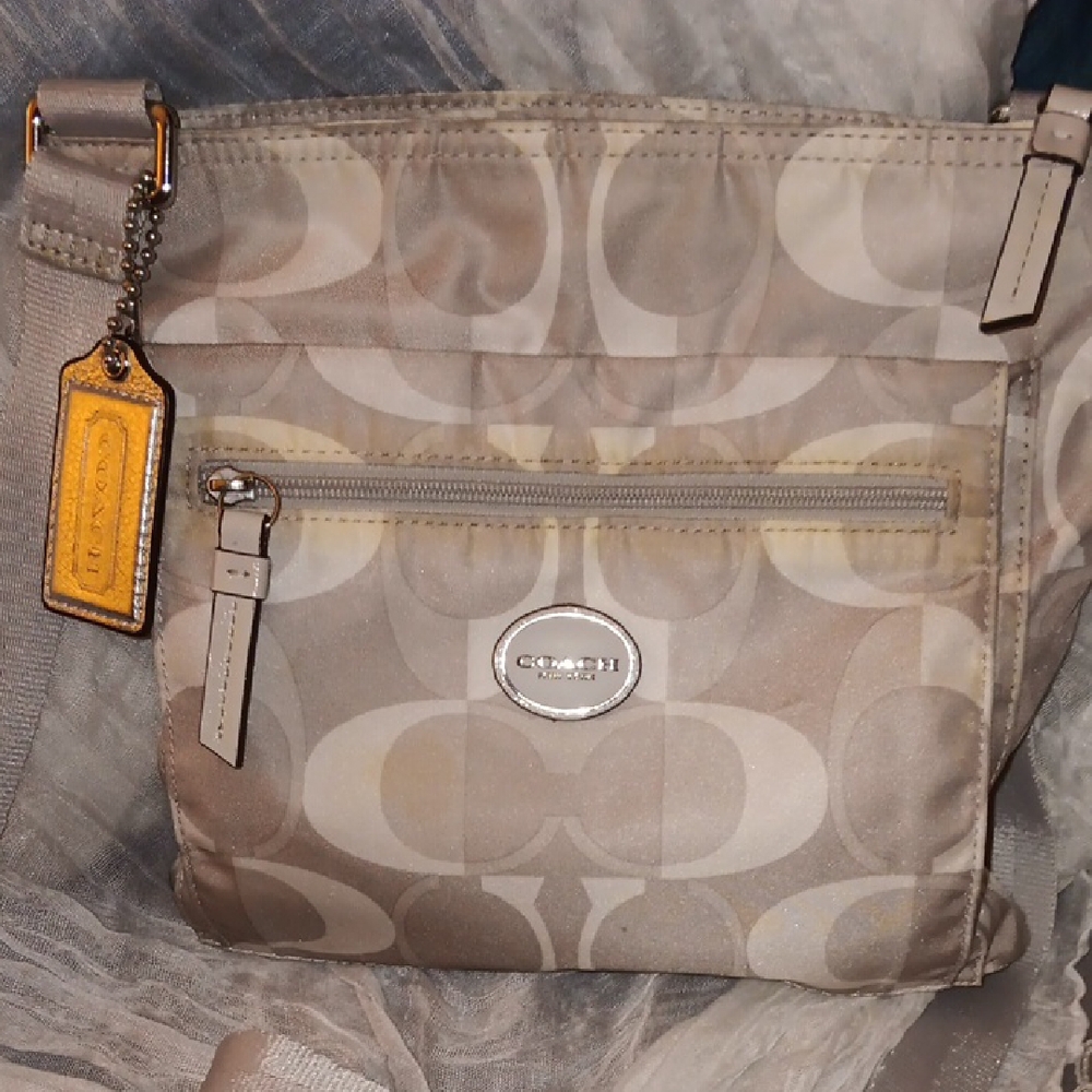 Coach Tan and Cream Crossbody Bag - Picture 2 of 9